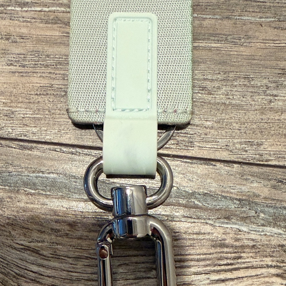 lululemon athletica Mint Green and Pink Wrist Strap Key Holder - Picture 4 of 4